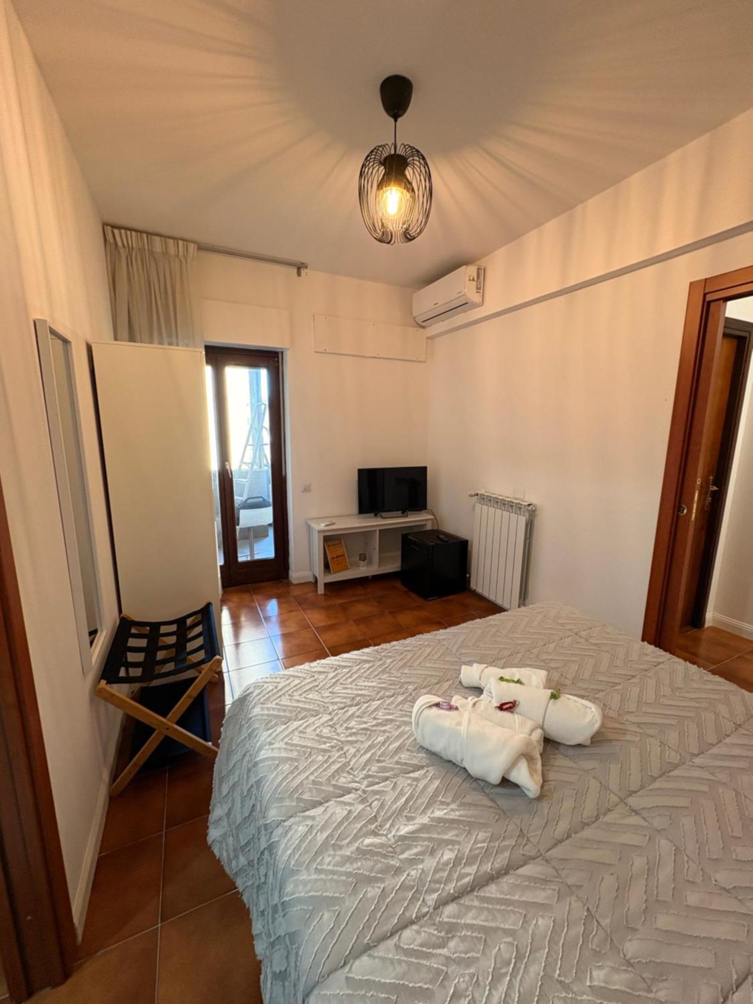 Aniene Home Roma Eksteriør bilde